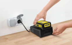 Kärcher Battery Power 18/25 Starter Kit Wechselakku Mit Schnellladegerät 18 V / 2.5 Ah